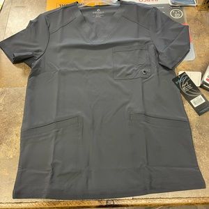 Cherokee Men’s V-Neck Top